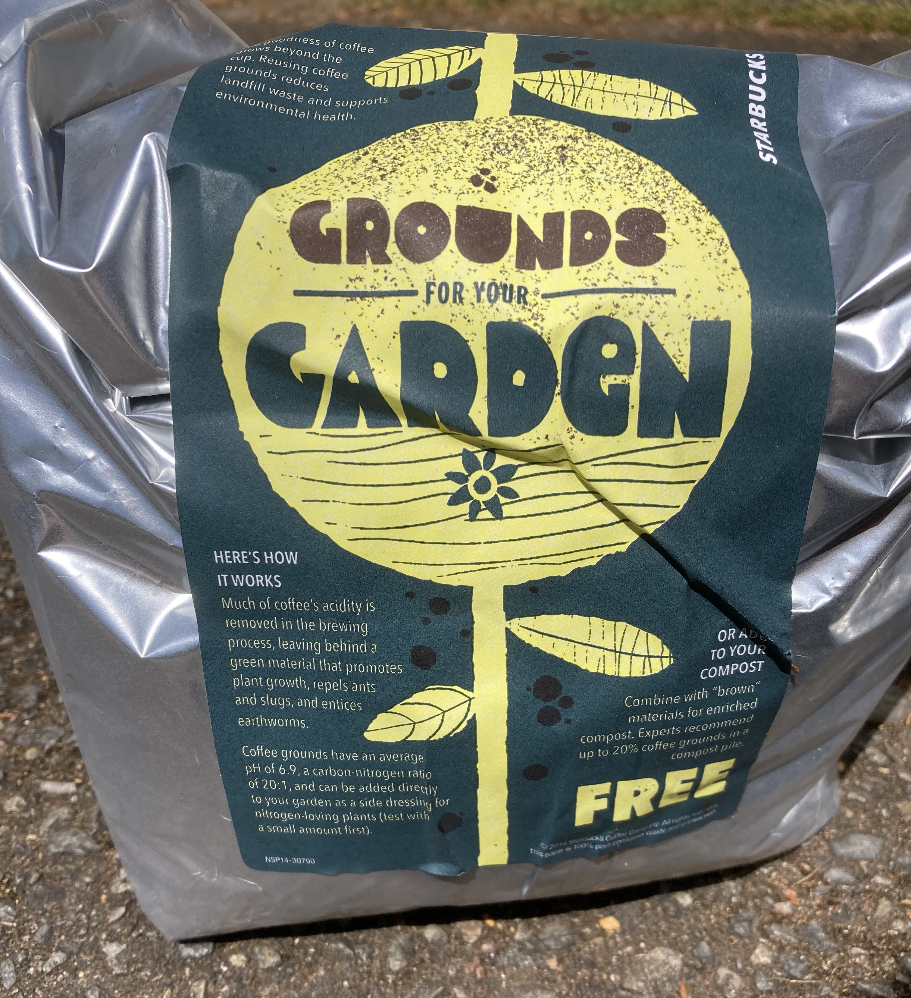 free used coffee grounds for Starbucks